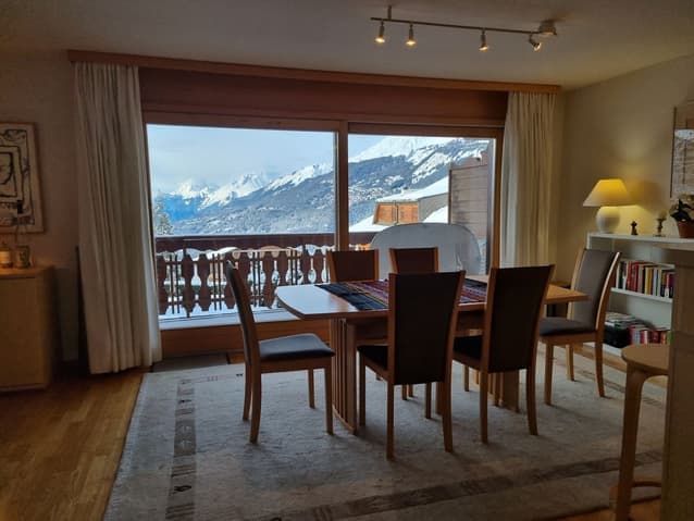 576 – Appartement 4.5 pièces – 2190000CHF – 143m²