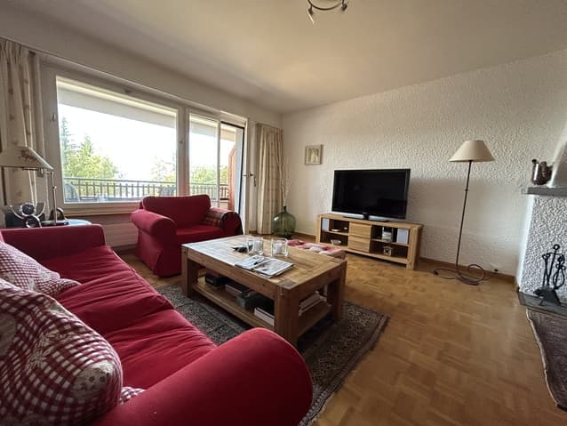 478 – Appartement 3 pièces – 1750 CHF – 120 m²