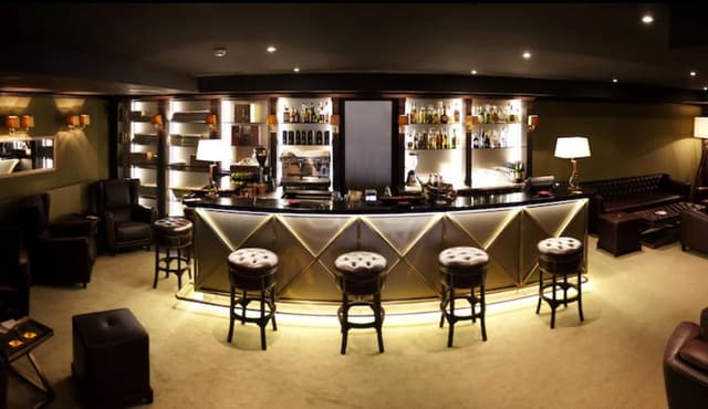 Hôtel Royal - Photo 4