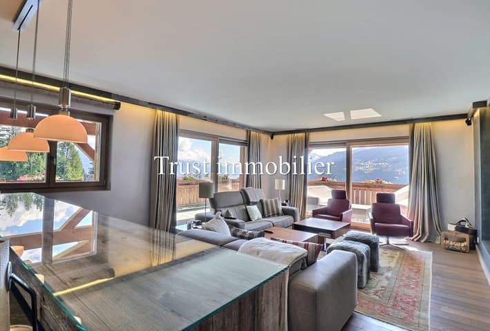 2103 – Appartement 4.5 pièces – 235 m²