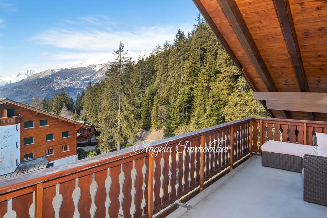 2165 – Appartement 5.5 pièces – 2690000 CHF – 260 m²