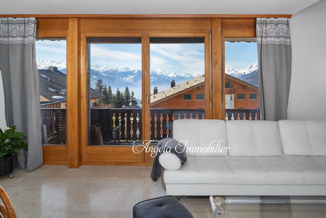 2165 – Appartement 5.5 pièces – 2690000 CHF – 260 m²