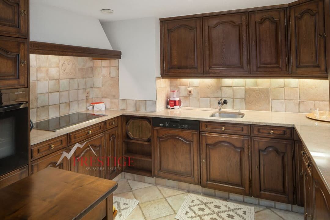 740 – Appartement  – 3.5pièces  – 122 m²