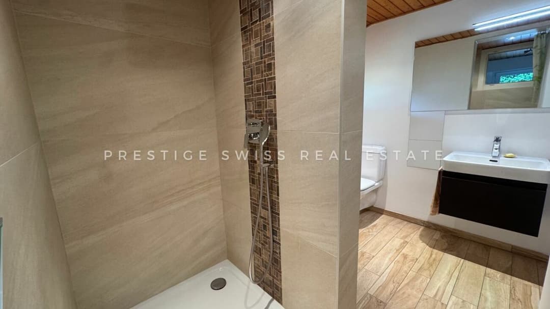 1152 – Maison 7 pièces – 960000 CHF – 216 m²