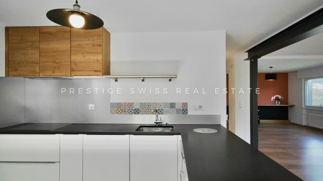 1152 – Maison 7 pièces – 960000 CHF – 216 m²