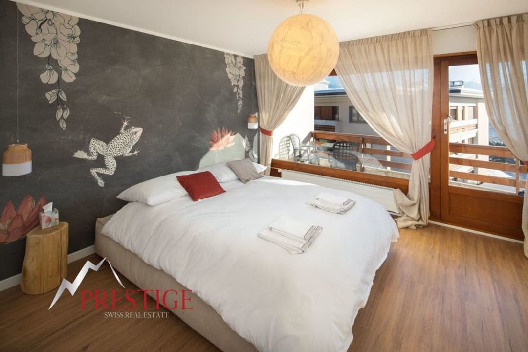 1036 – Appartement – 5pièces – 115 m²