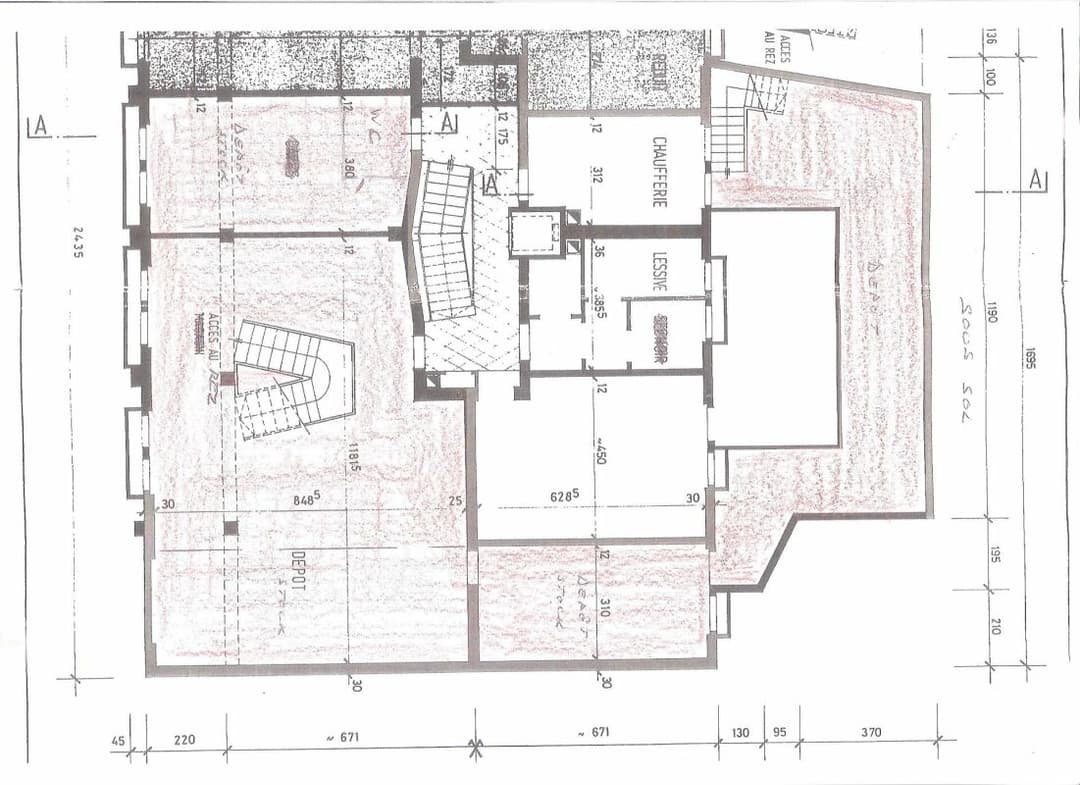 1471 – Commerce 300m²