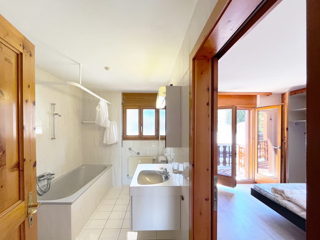 1575 – Appartement – 3.5 pièces 118 m²