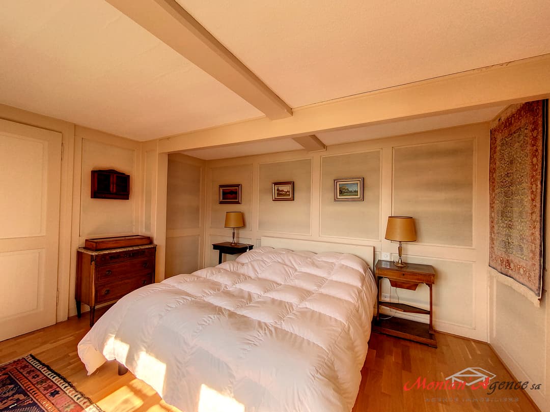 1265 – Maison – 8pièces – 1069.10CHF – 300 m²