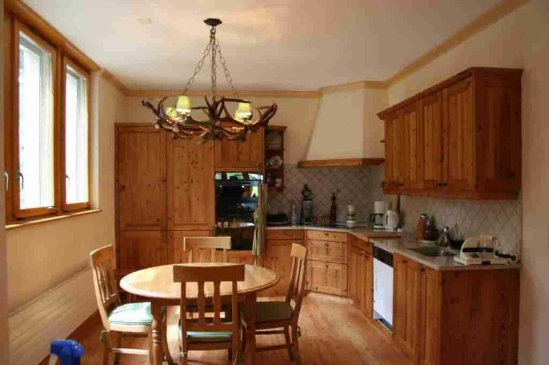 1350 – Appartement 4 pièces – 200m²