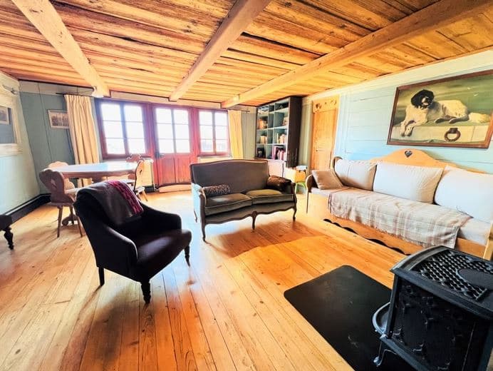 1319 – Maison – 6pièces – 2300CHF – 145 m²