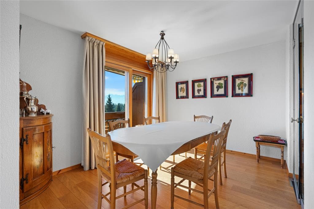 1607 – Appartement – 4.5pièces – 2400000CHF – 179 m²