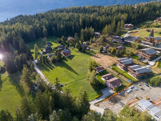 1641 – Terrain – 990000CHF – 878 m²