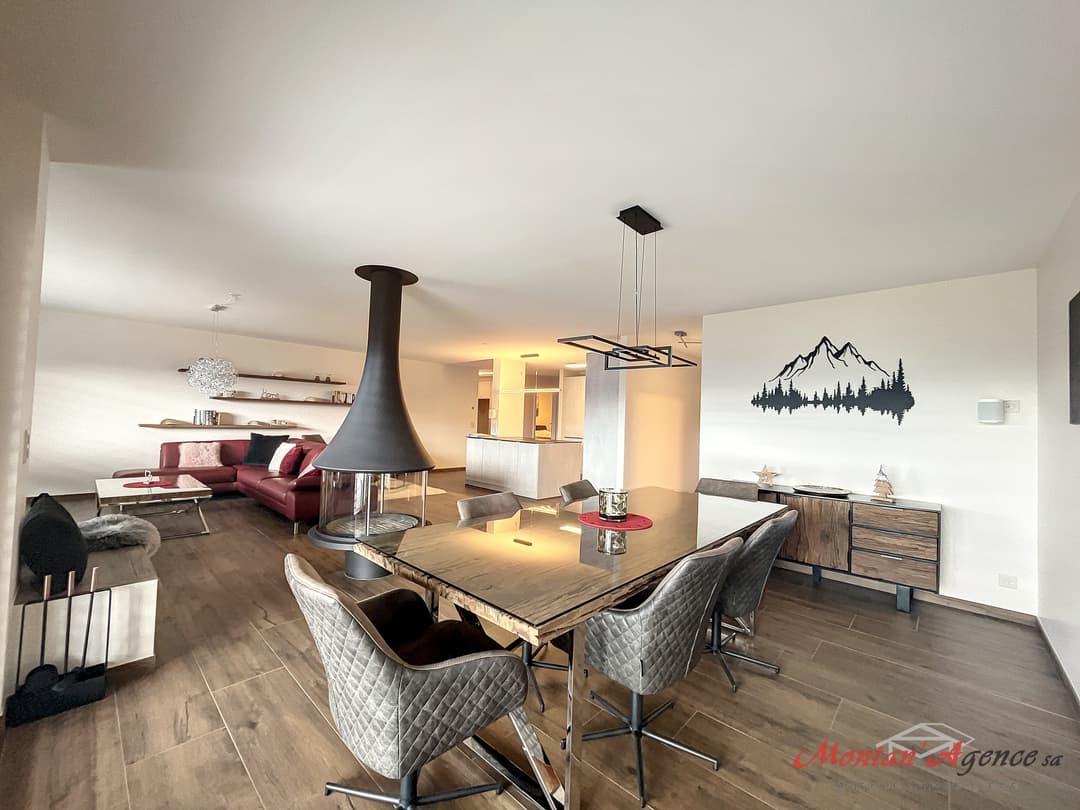 1313 – Appartement – 4pièces – 775.45CHF – 175 m²