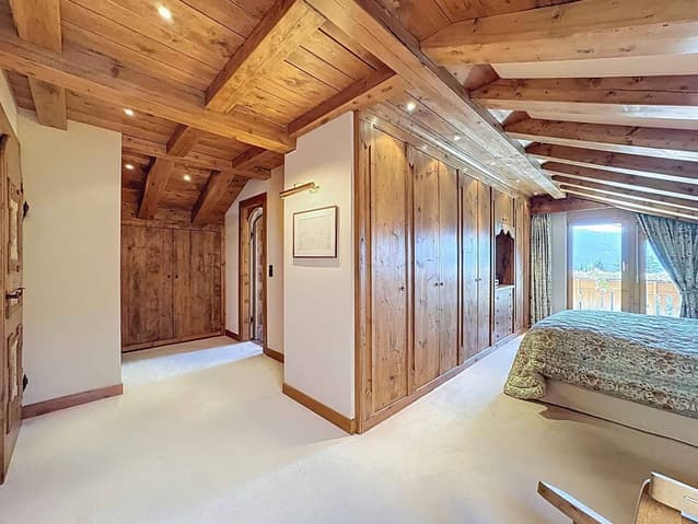 1655 – Appartement 6.5 pièces – 4960000CHF – 241.60 m²