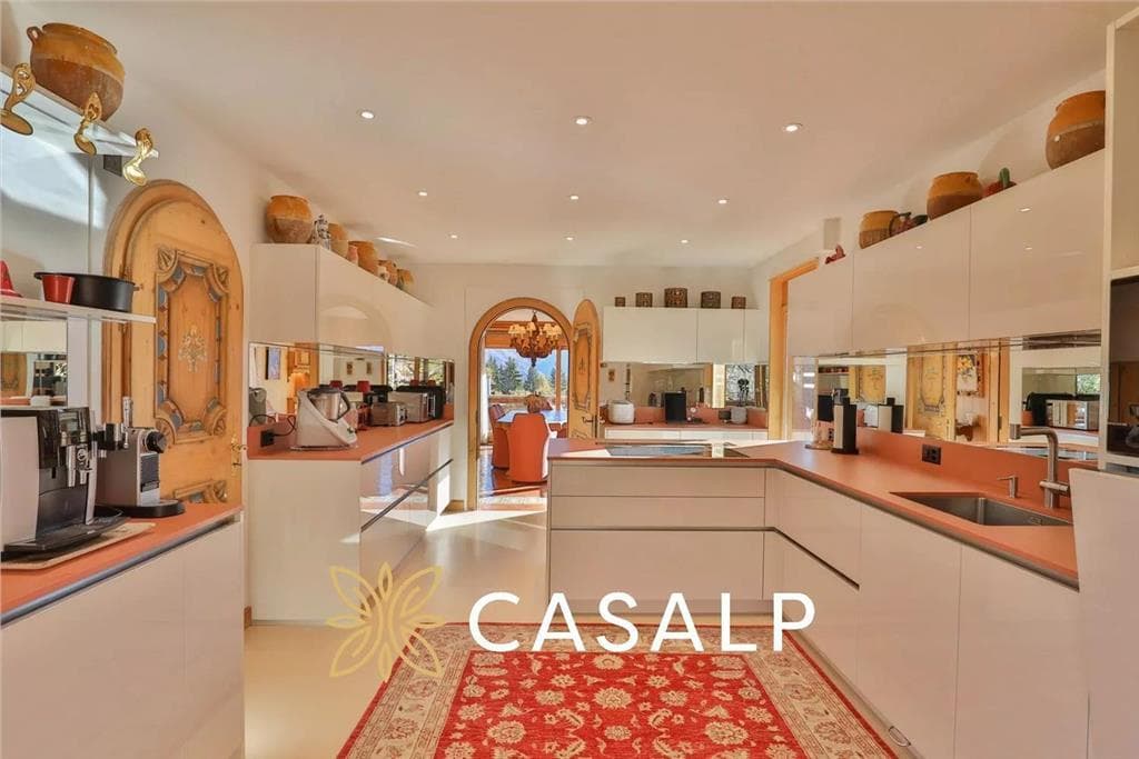 1594 – Appartement – 6.5pièces – 4000000CHF – 245 m²