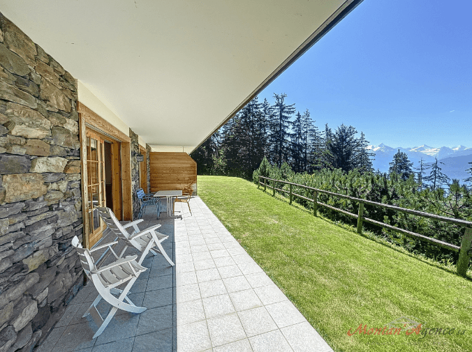 1423 – Appartement 3 pièces – 527.55 CHF – 92m²