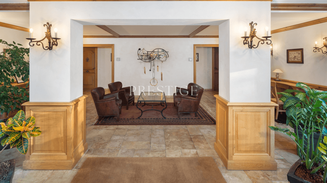 1717 – Appartement 5,5 pièces – 187m²