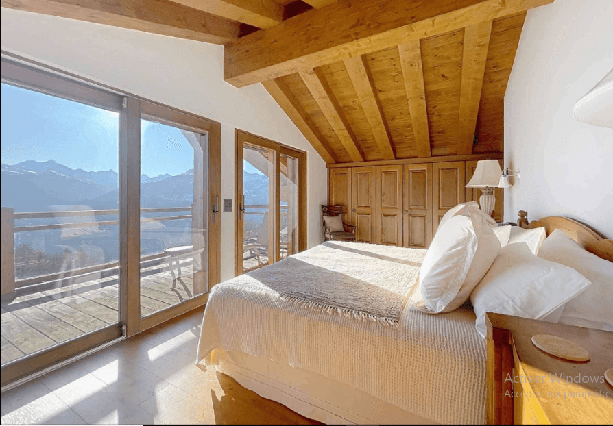 1766 – Maison 7.5 pièces -4680000 CHF – 320 m²