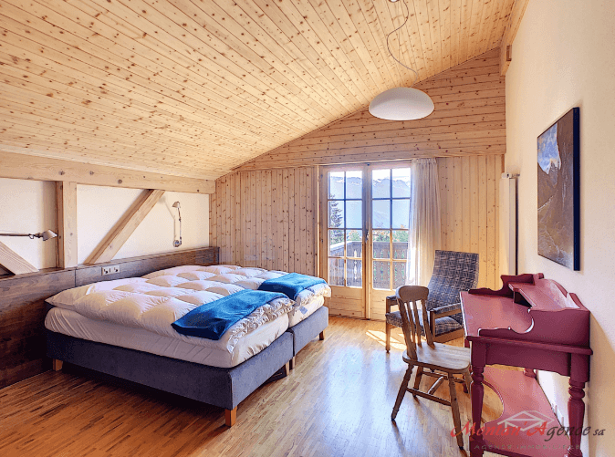 1422 – Maison 7 pièces – 1074.40CHF – 200m²