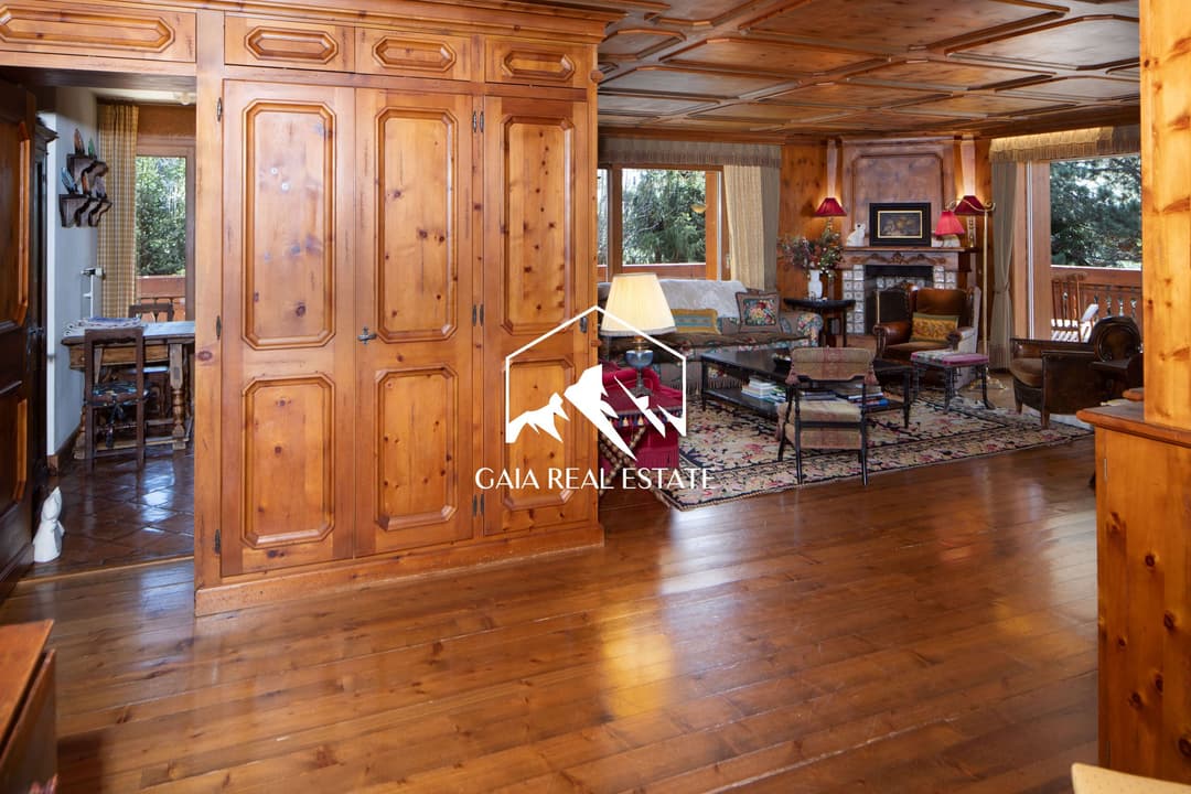 1850 – Appartement – 2600000CHF – 143m²