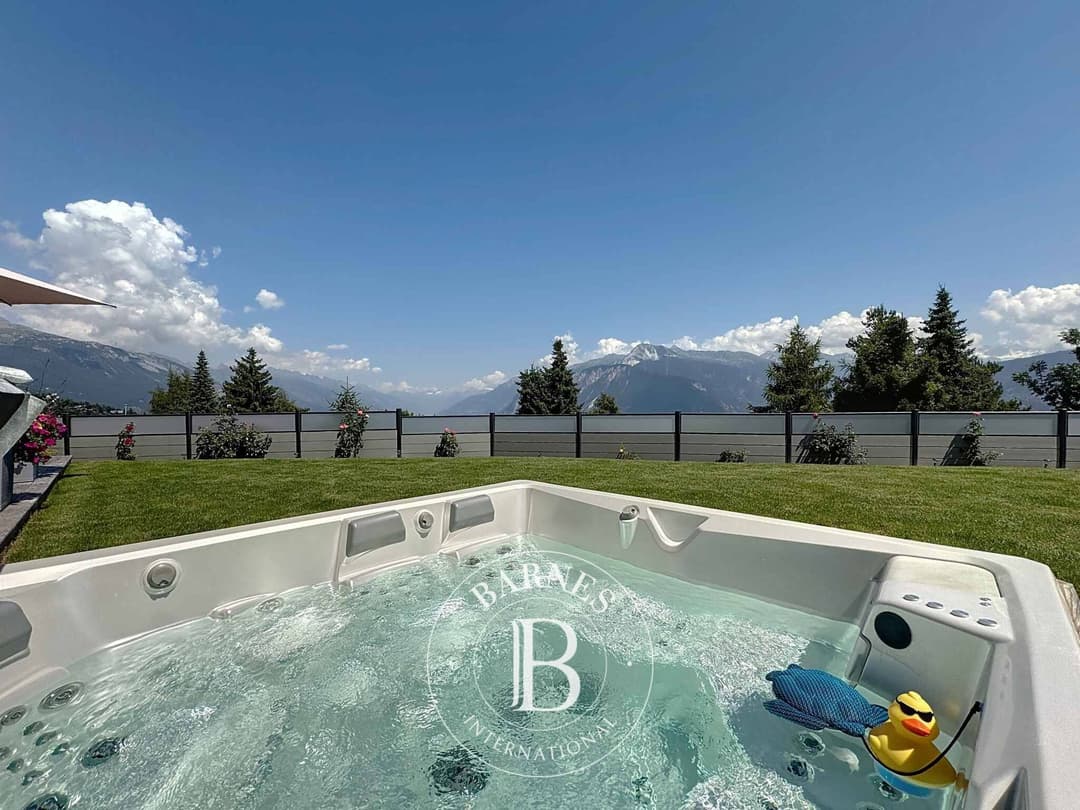 1849 – Maison 12,5 pièces – 5900000CHF – 380m²