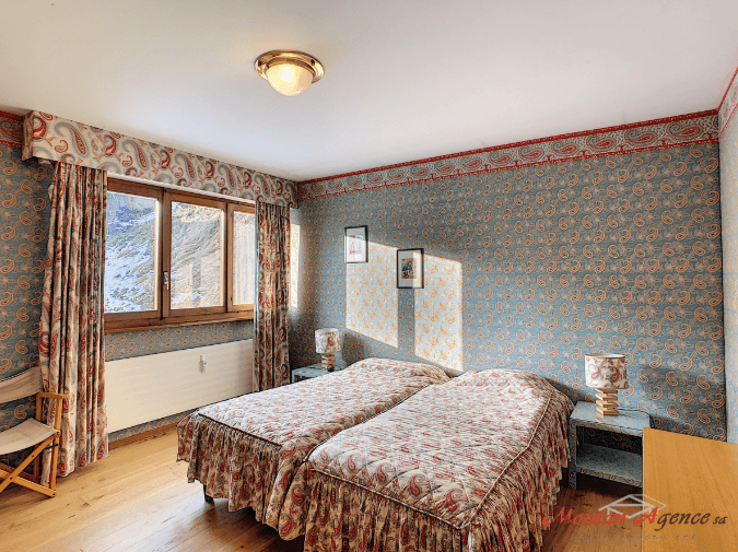 1479 – Appartement 5 pièces – 639.85 CHF – 170m²