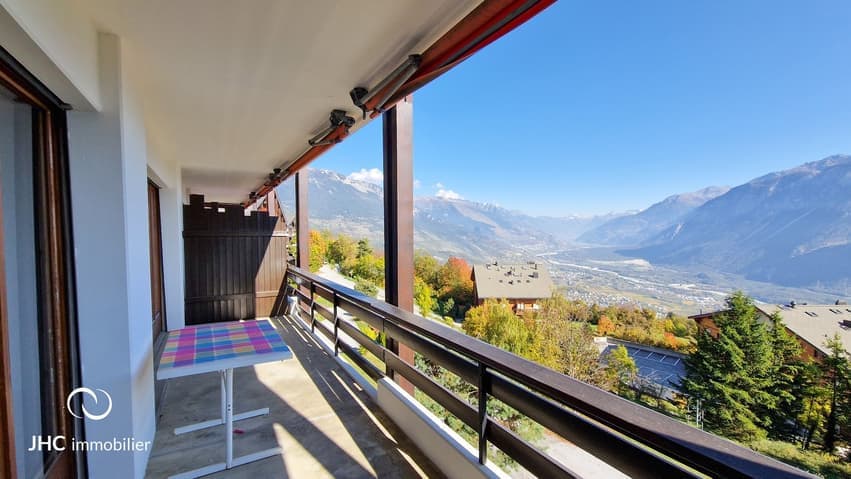 1876 – Appartement 2.5 pièces – 335000 CHF – 50m²