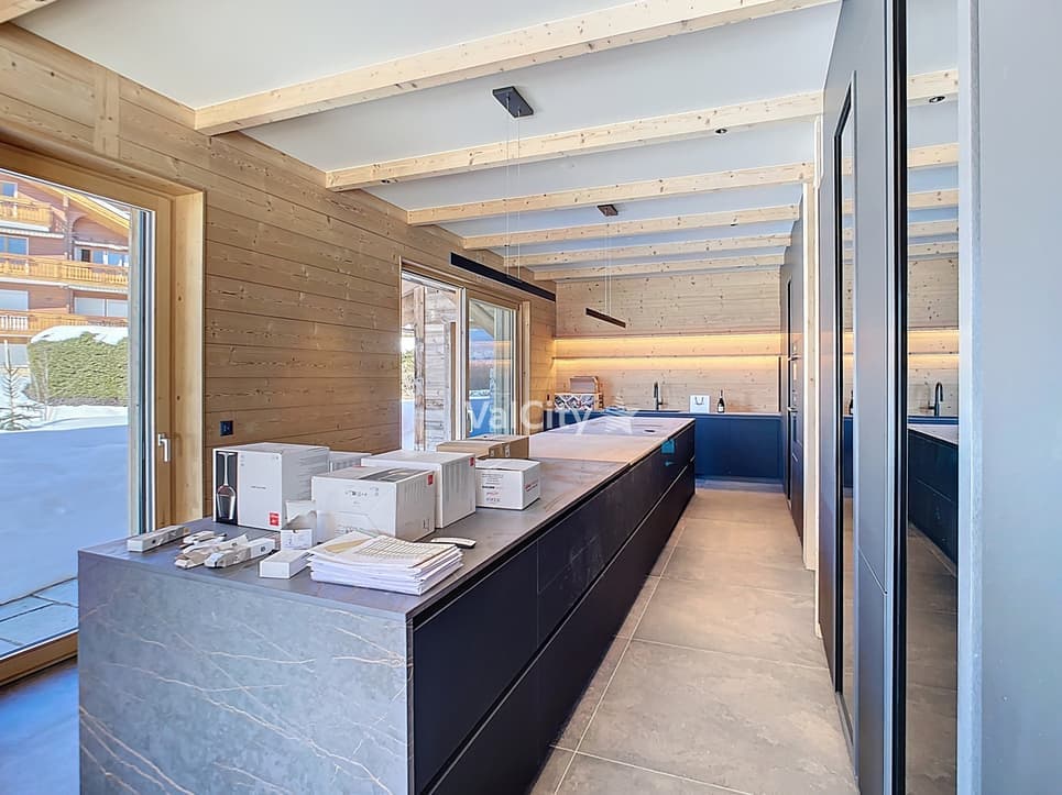 2000 – Maison – 7pièces – 14200000CHF – 559.9 m²