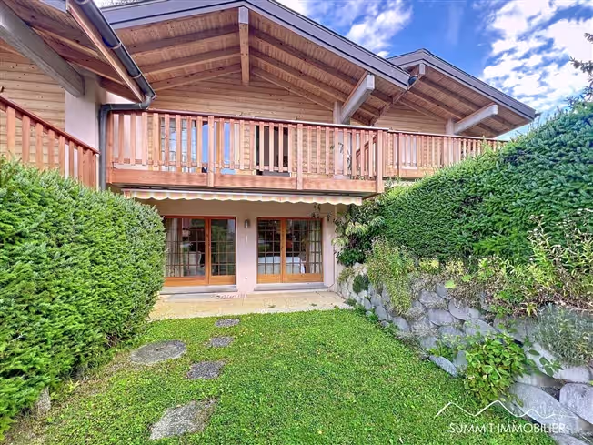 1578 – Appartement 5.5 pièces – 3500 m²