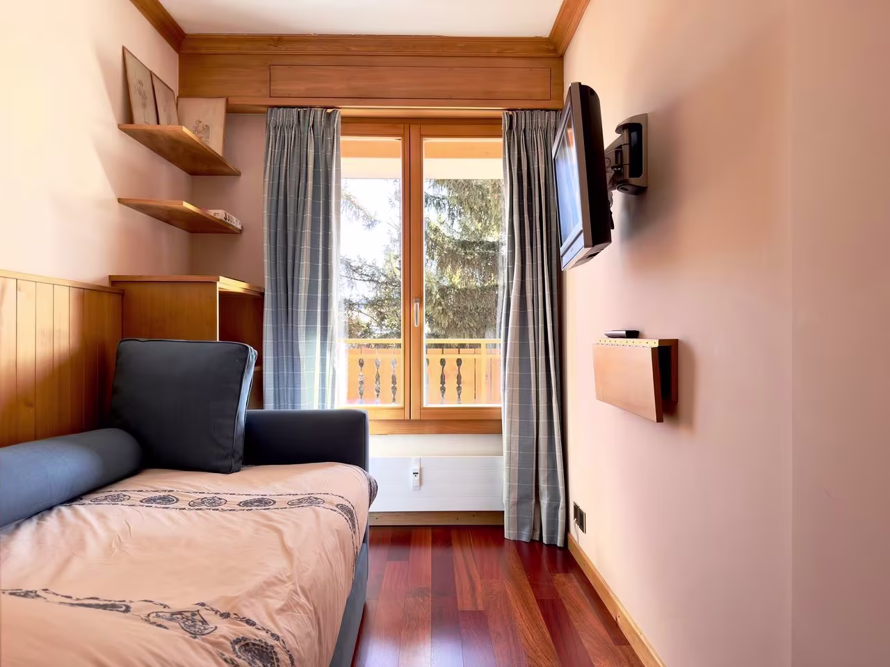 1577 – Appartement 4 pièces – 2100 CHF – 60 m²