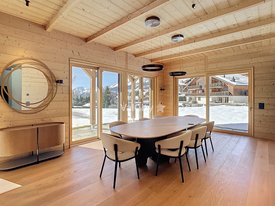 2000 – Maison – 7pièces – 14200000CHF – 559.9 m²