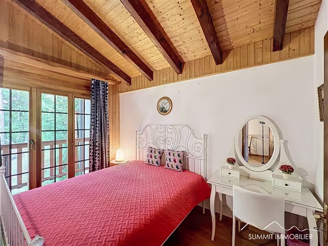 1578 – Appartement 5.5 pièces – 3500 m²