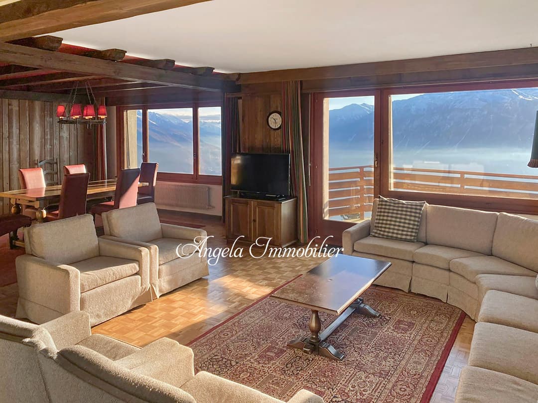 1734 – Appartement 6.5 pièces – 190 m²