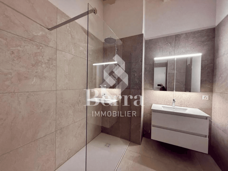 2071 – Appartement 3.5 pièces – 580940 CHF – 104 m²