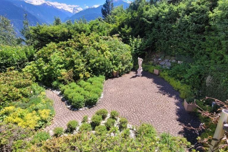 2109 – Maison 7.9 pièces – 2590000 CHF – 525 m²