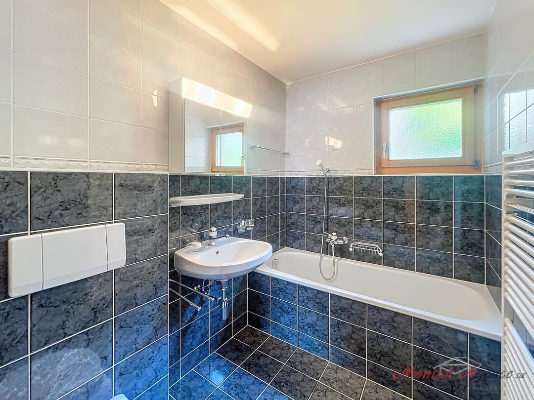 1693 – Appartement 3 pièces – 1’221.60CHF – 100m²