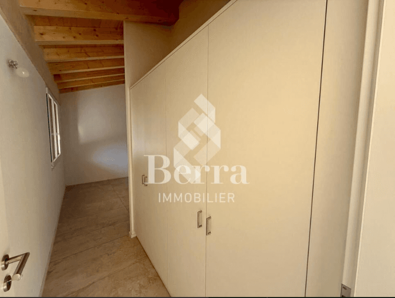 2071 – Appartement 3.5 pièces – 580940 CHF – 104 m²