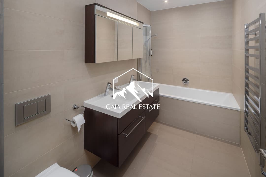 1652 – Appartement – 150 m²