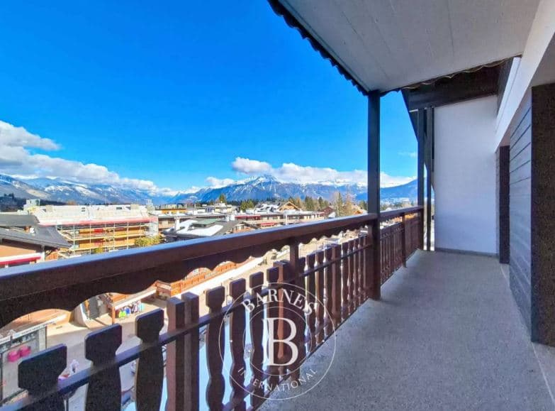 2087 – Appartement 4,5 pièces – 3800000 CHF – 165m²