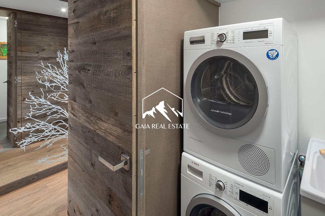 2084 – Appartement – 2620000CHF – 150m²