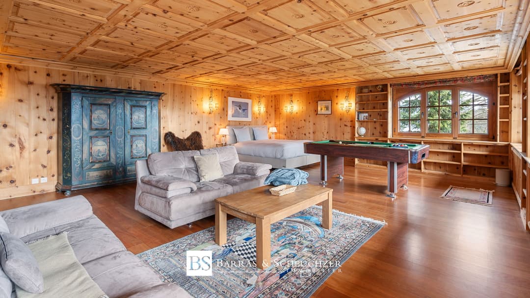 2088 – Maison 10 pièces – 550m²