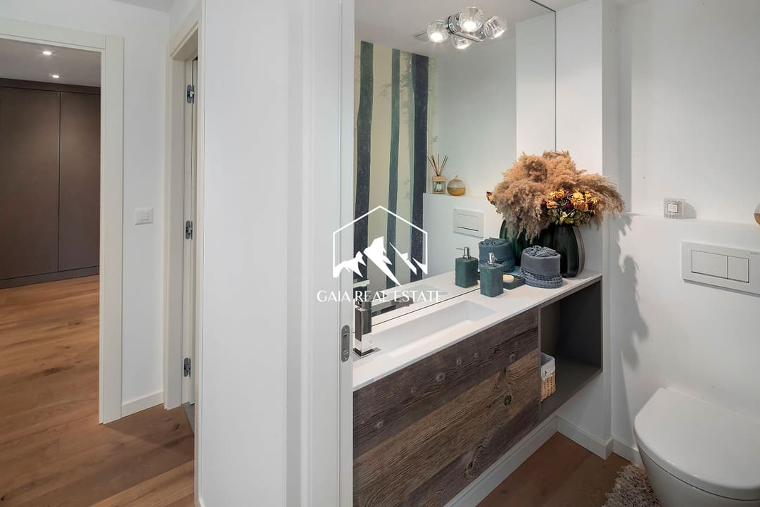 2084 – Appartement – 2620000CHF – 150m²