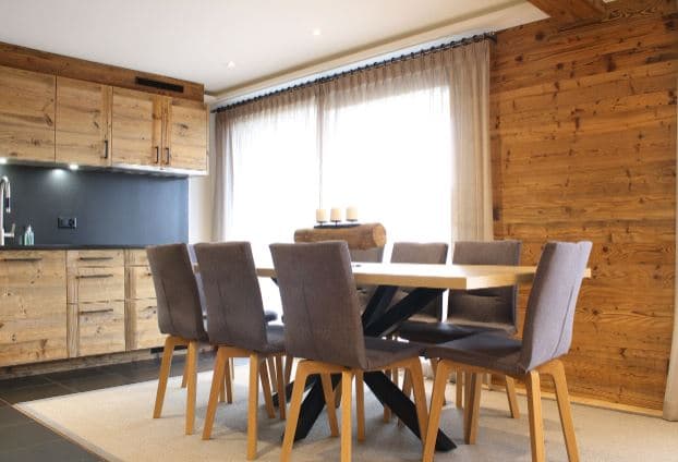 1712 – Appartement 4 pièces – 3150CHF – 110m²