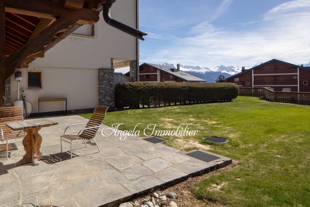 2093 – Appartement – 3700000 CHF -187 m²