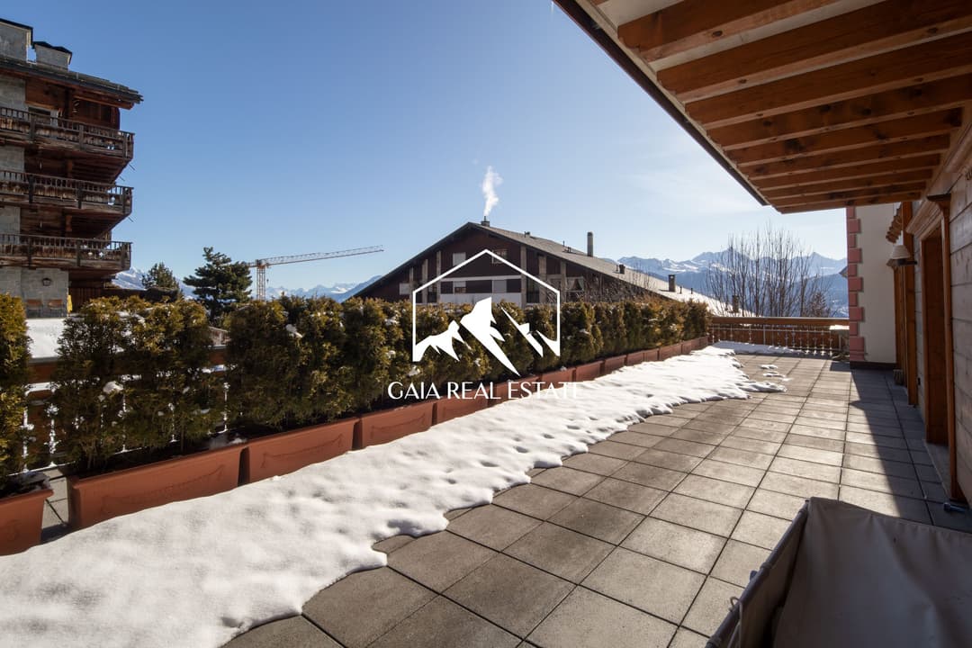 1652 – Appartement – 150 m²