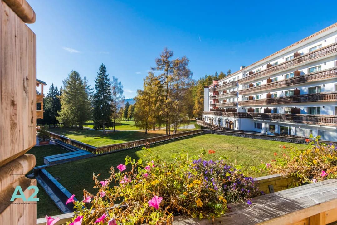 1663 – Appartement – 5.5pièces – 180 m²