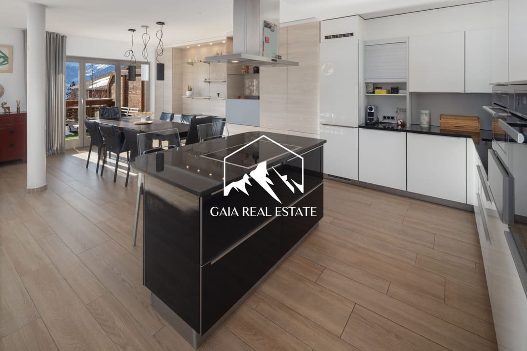 1652 – Appartement – 150 m²