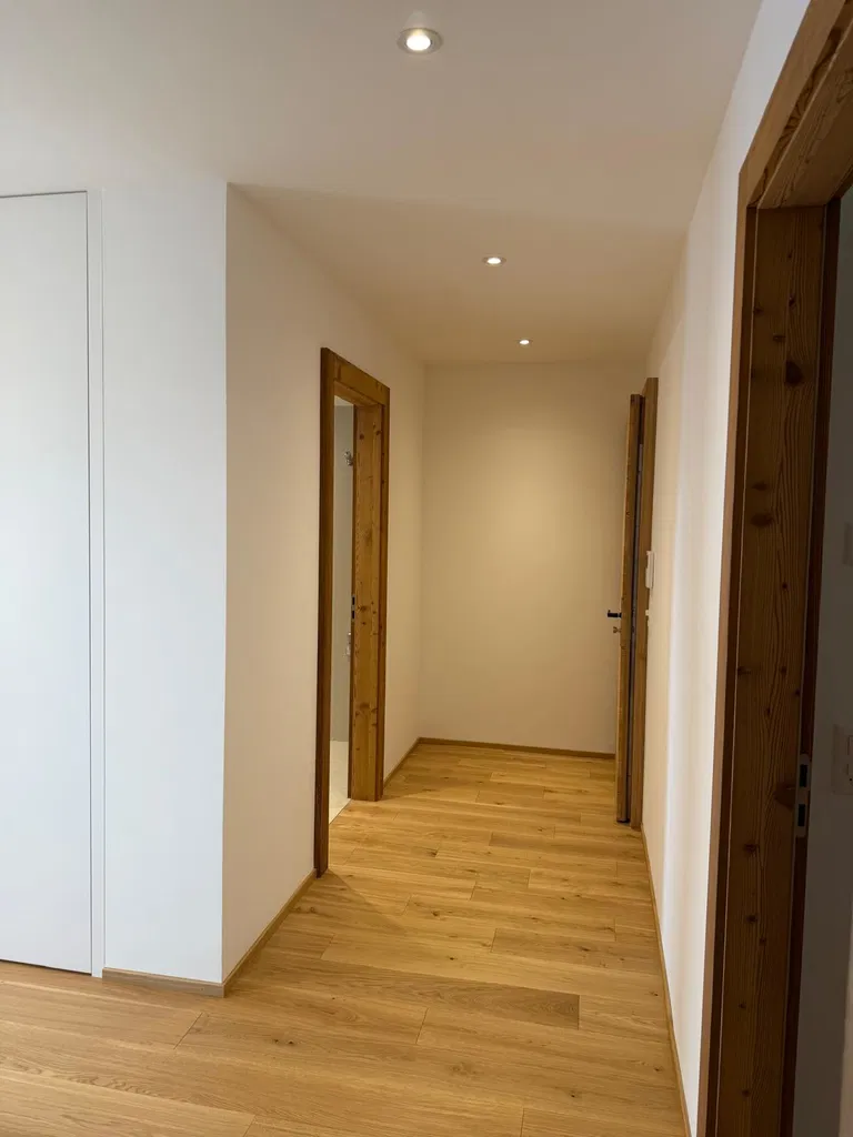 1748 – Appartement 3.5 pièces – 4000 CHF – 109 m²