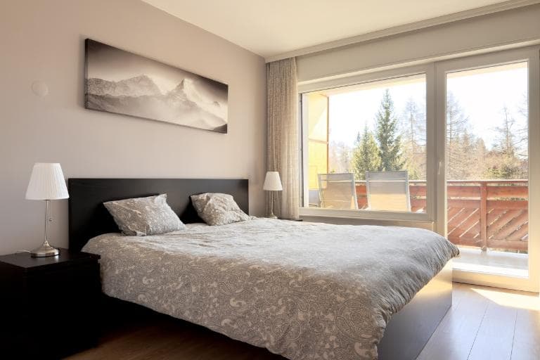 1711 – Appartement 4 pièces – 2450CHF – 114m²